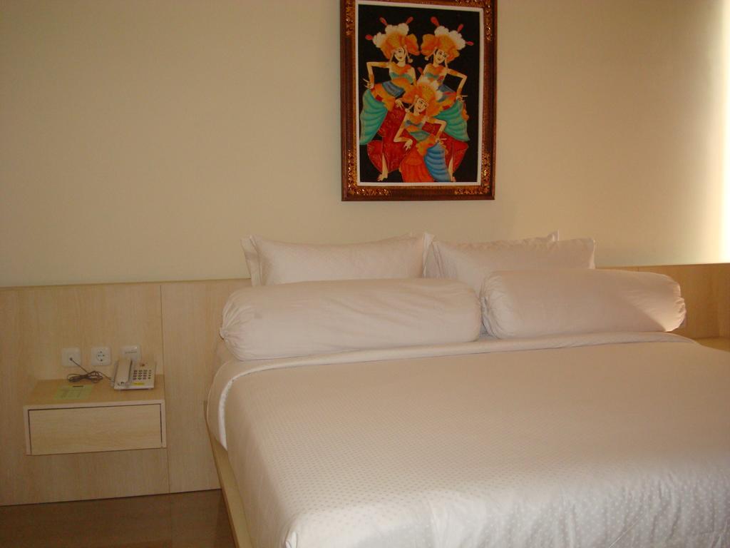 Ap Suite Apartment Kuta Lombok Esterno foto