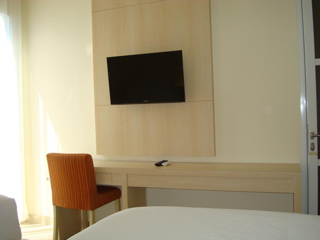 Ap Suite Apartment Kuta Lombok Esterno foto