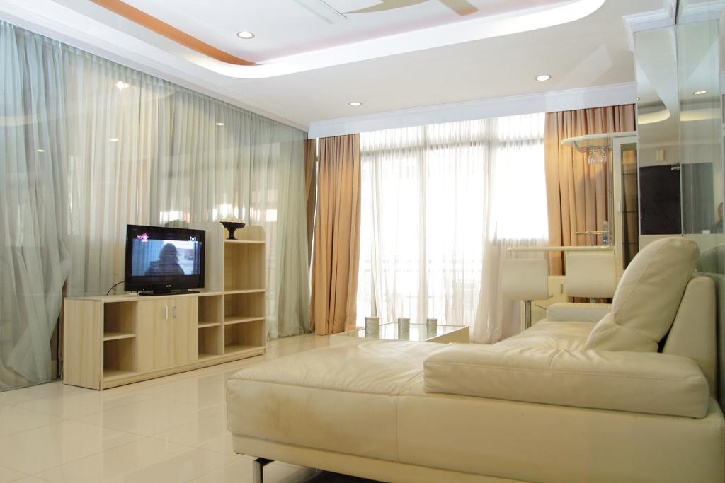 Ap Suite Apartment Kuta Lombok Esterno foto