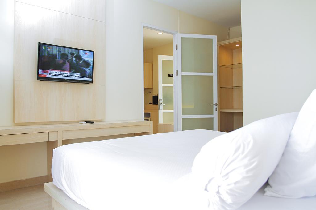 Ap Suite Apartment Kuta Lombok Esterno foto
