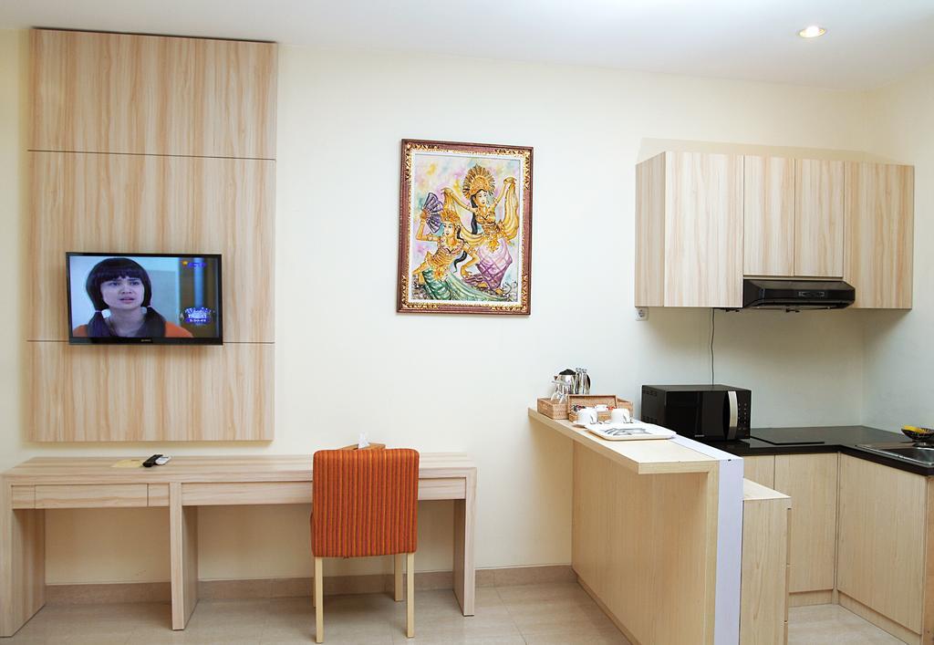 Ap Suite Apartment Kuta Lombok Esterno foto