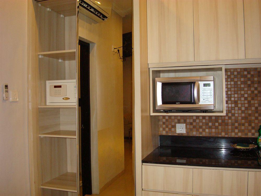 Ap Suite Apartment Kuta Lombok Esterno foto