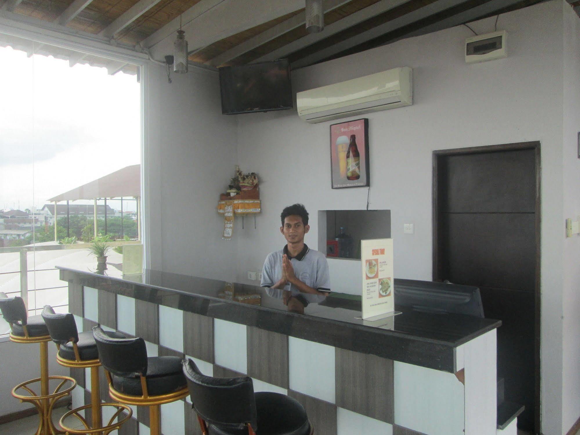 Ap Suite Apartment Kuta Lombok Esterno foto